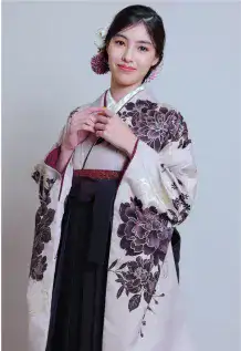 S543の着物と413の袴の動画
